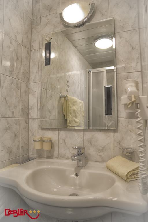 וויסנבאך אם לך Ferienhotel Dobler מראה חיצוני תמונה