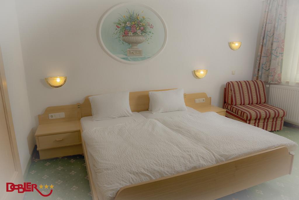וויסנבאך אם לך Ferienhotel Dobler חדר תמונה
